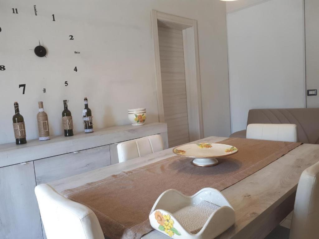 فيلا نوتوفي La Casa In Piazza المظهر الخارجي الصورة